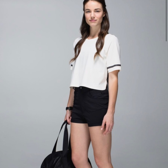 lululemon athletica Pants - LULULEMON / GET IT ON SHORT BLACK